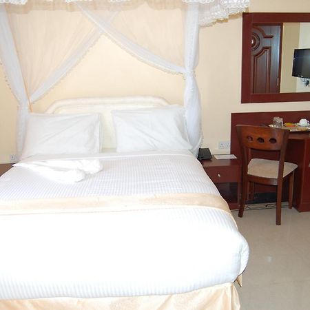 Lantana Hotel Дар ес Саалам Стая снимка