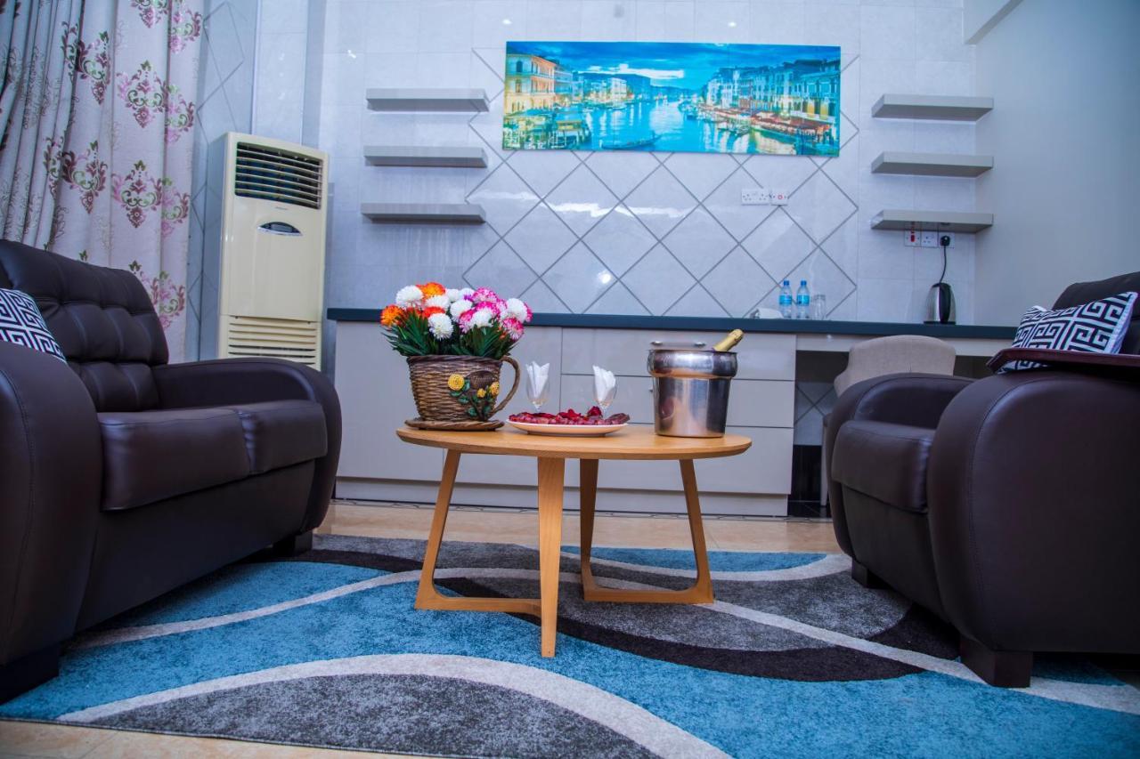 Lantana Hotel Дар ес Саалам Екстериор снимка