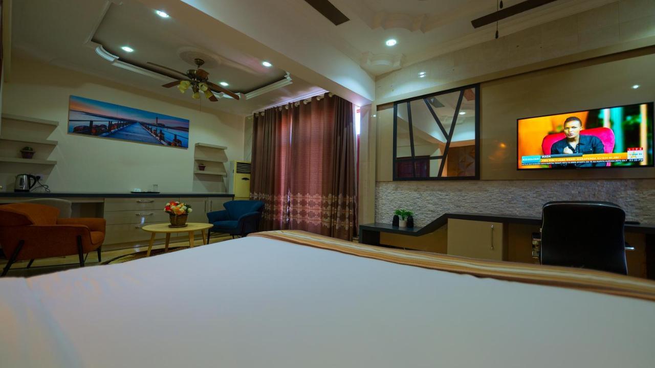 Lantana Hotel Дар ес Саалам Екстериор снимка