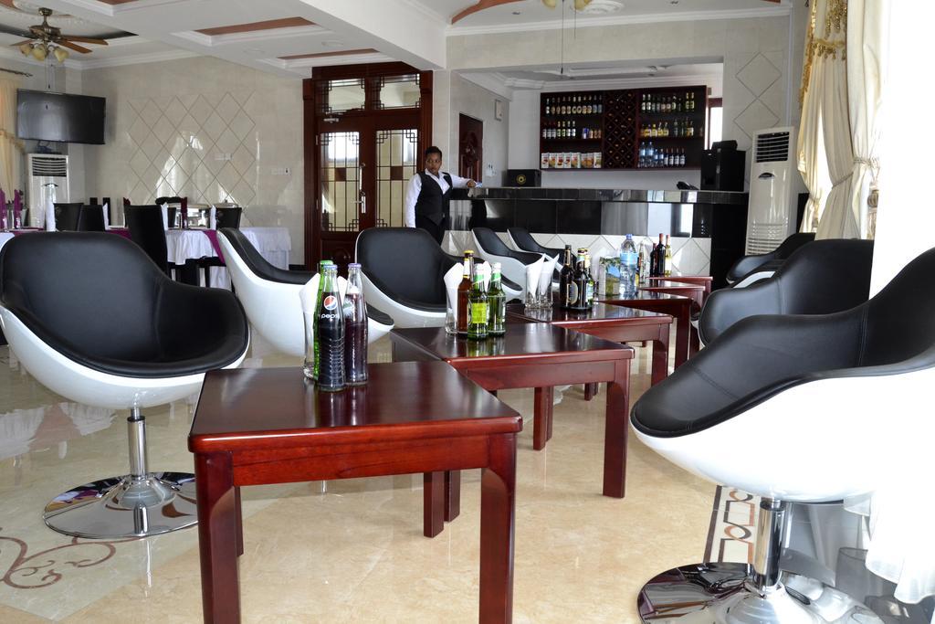 Lantana Hotel Дар ес Саалам Екстериор снимка