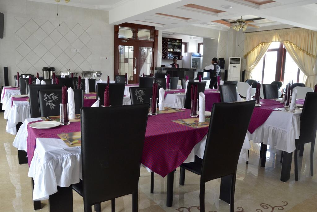 Lantana Hotel Дар ес Саалам Екстериор снимка