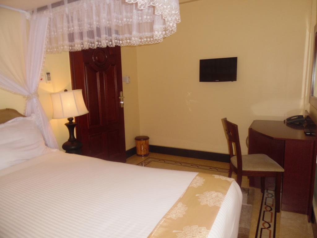 Lantana Hotel Дар ес Саалам Екстериор снимка